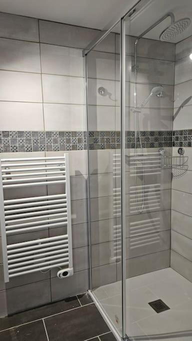 Appartement Cosy Neuf Saint-Sornin-Lavolps Exteriör bild